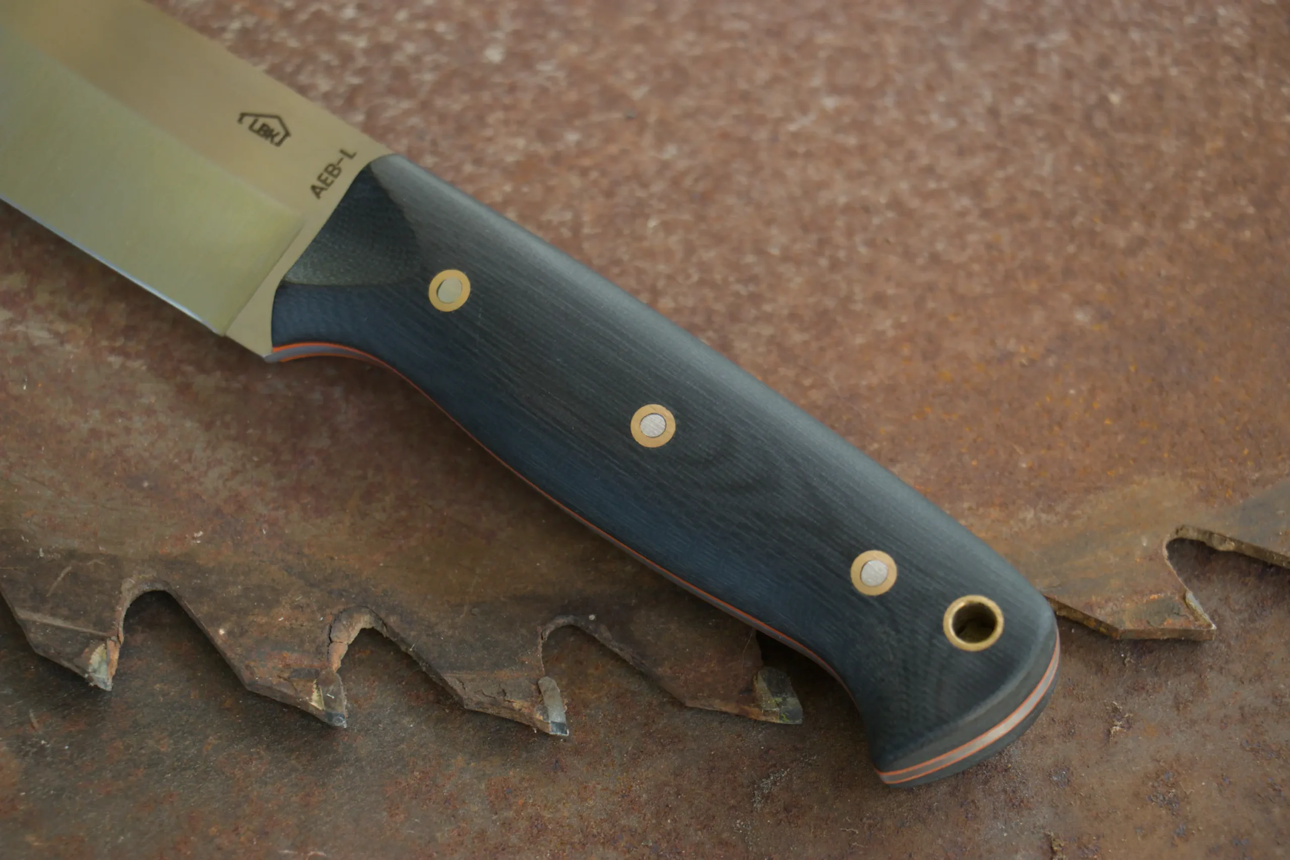 Rannoch handle Closeup of the handle of the Rannoch, handmade knife made by Little Barn Knives
